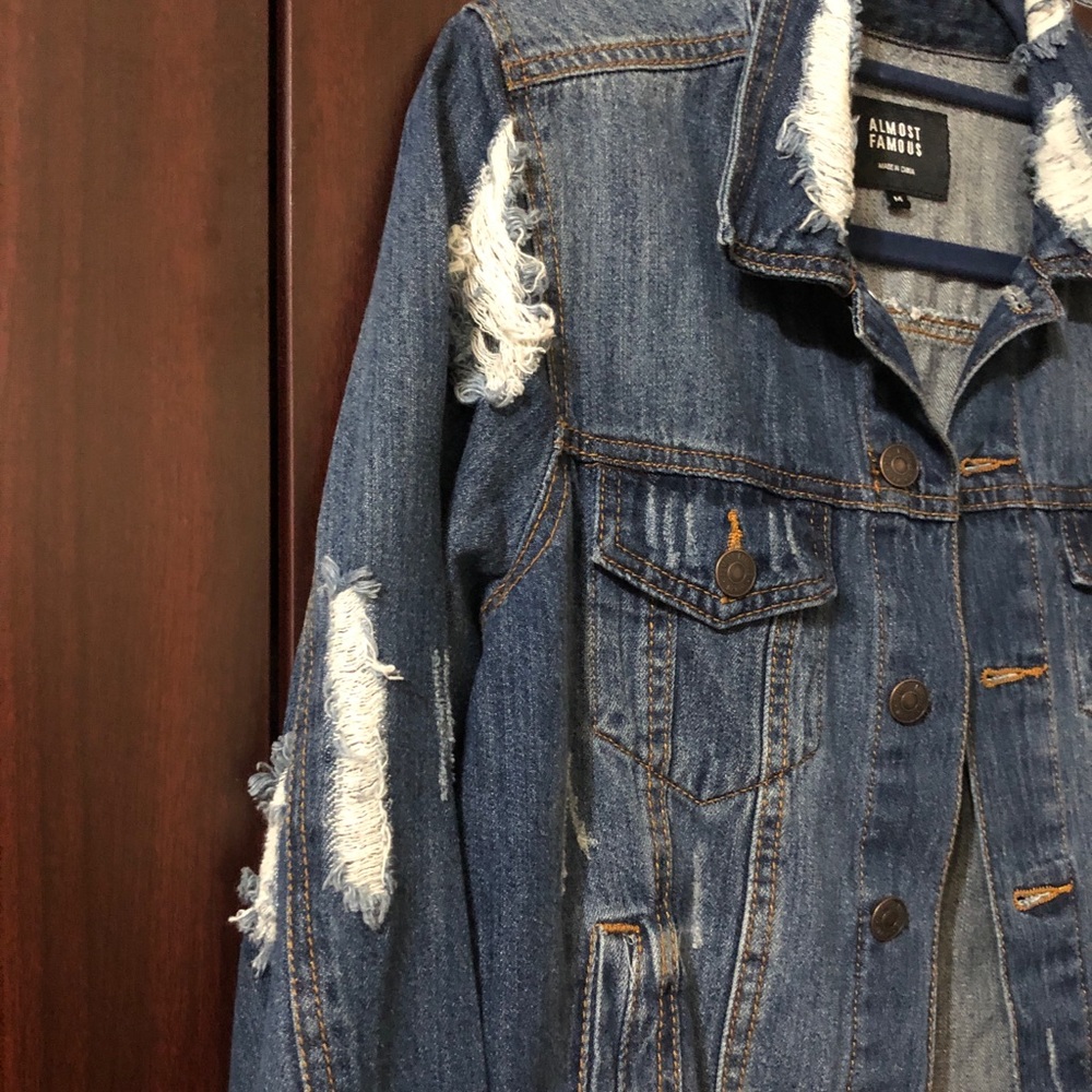 Cool 😎 Jeans Ripped Jacket - Picture 4 of 8